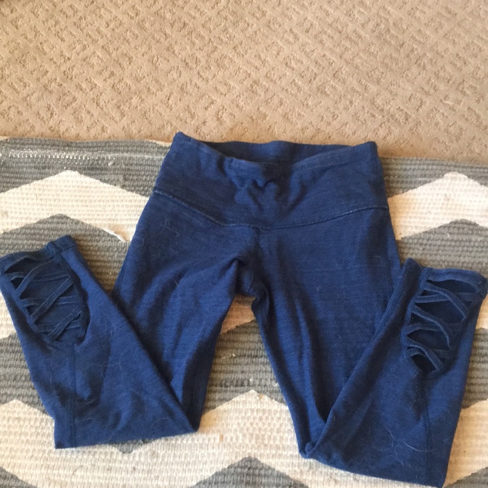 dark blue ideology leggings with cutout